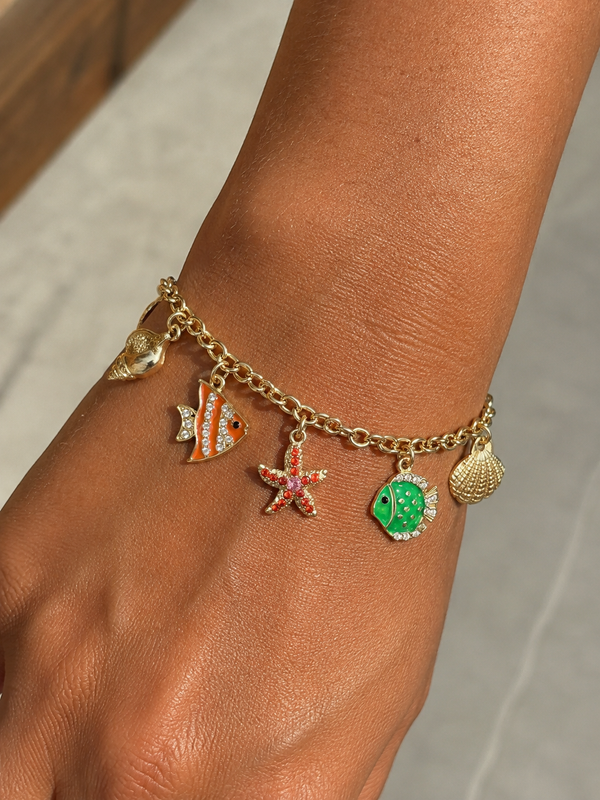Vacationer Charm Gold Bracelet