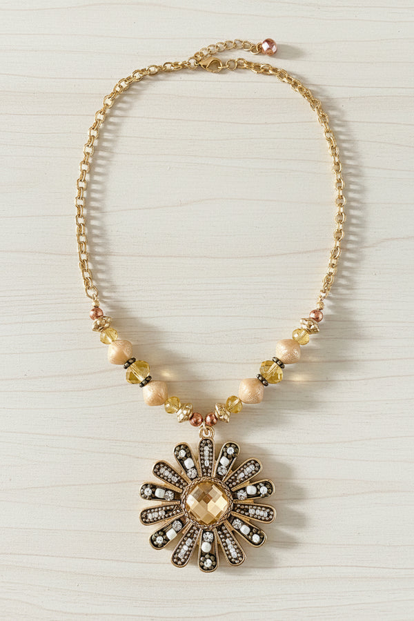 Sparkling Flower pendant necklace