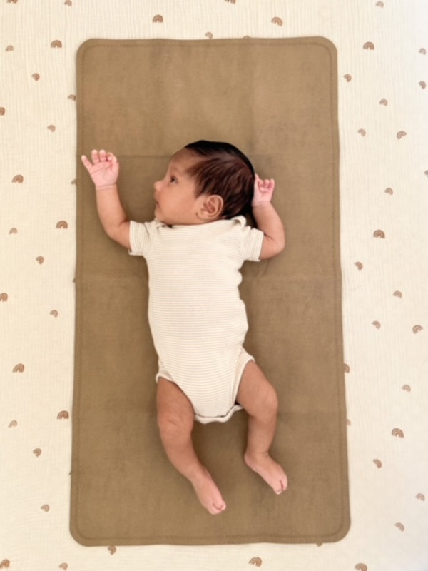 Mini Vegan Leather Mini Mat — Tan & Grey